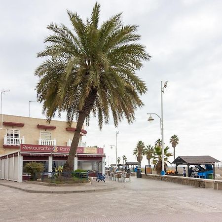 Sea & Wave Pedregalejo Beach Apartment Málaga Eksteriør bilde