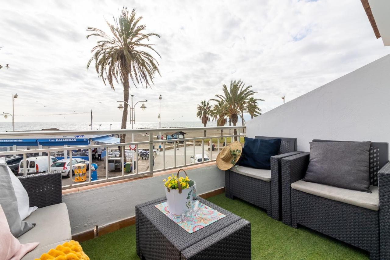 Sea & Wave Pedregalejo Beach Apartment Málaga Eksteriør bilde