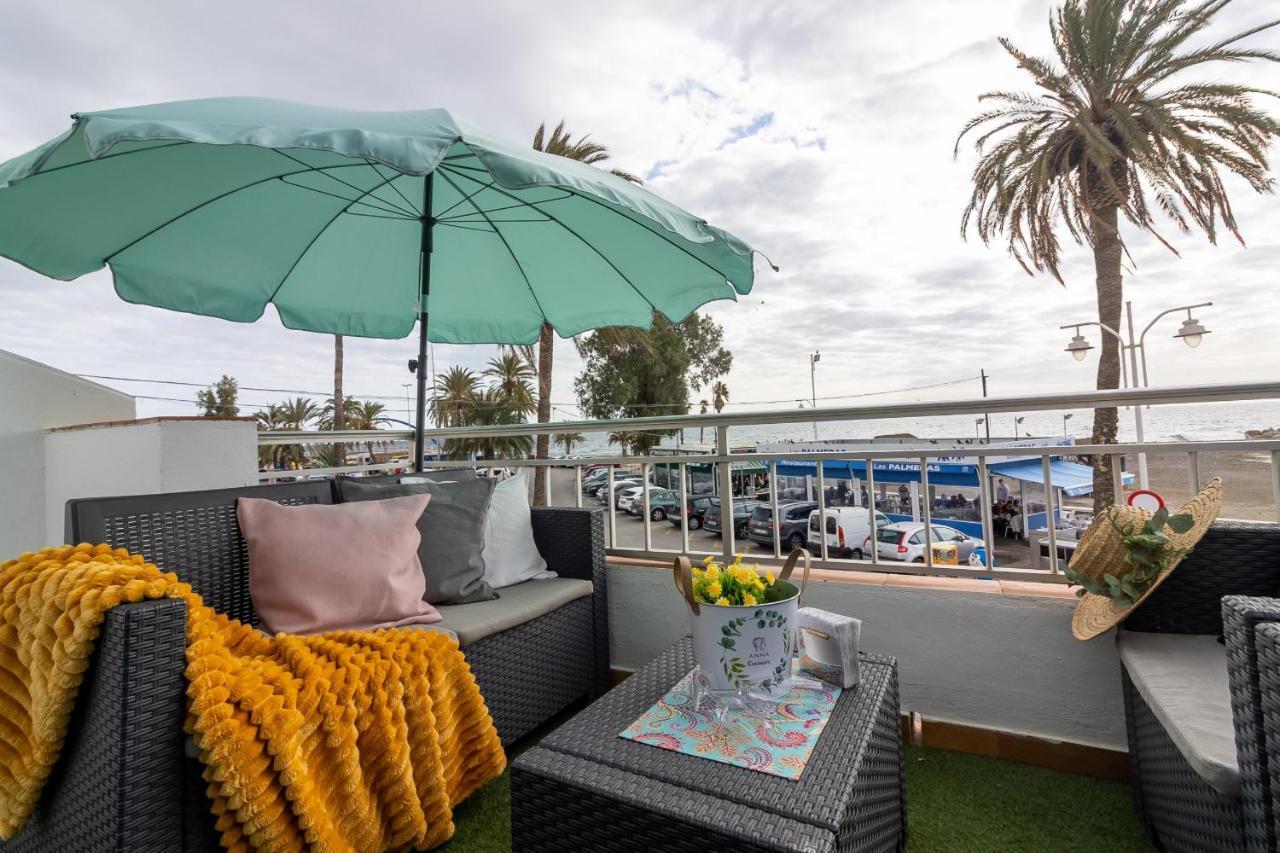 Sea & Wave Pedregalejo Beach Apartment Málaga Eksteriør bilde