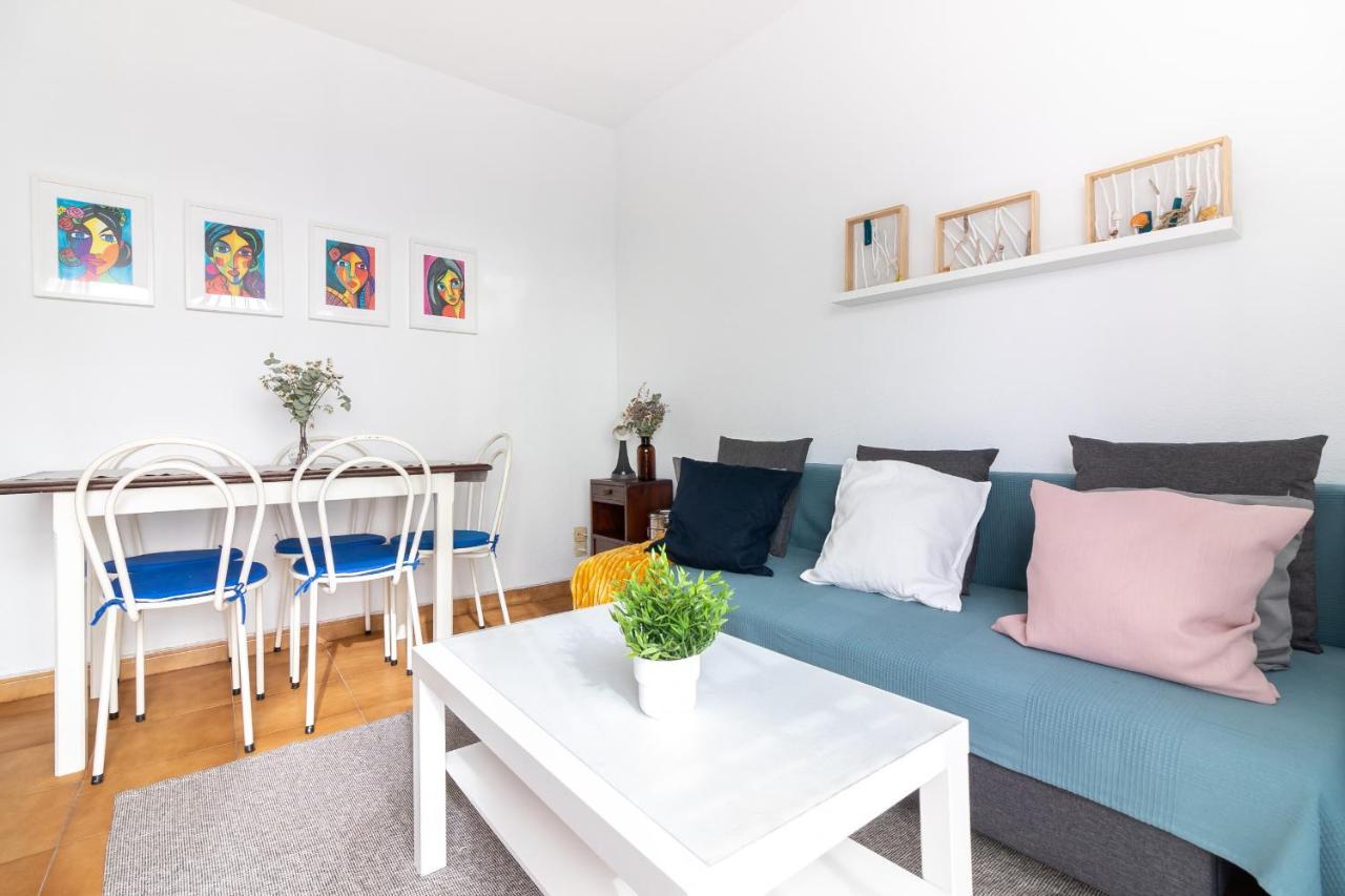 Sea & Wave Pedregalejo Beach Apartment Málaga Eksteriør bilde